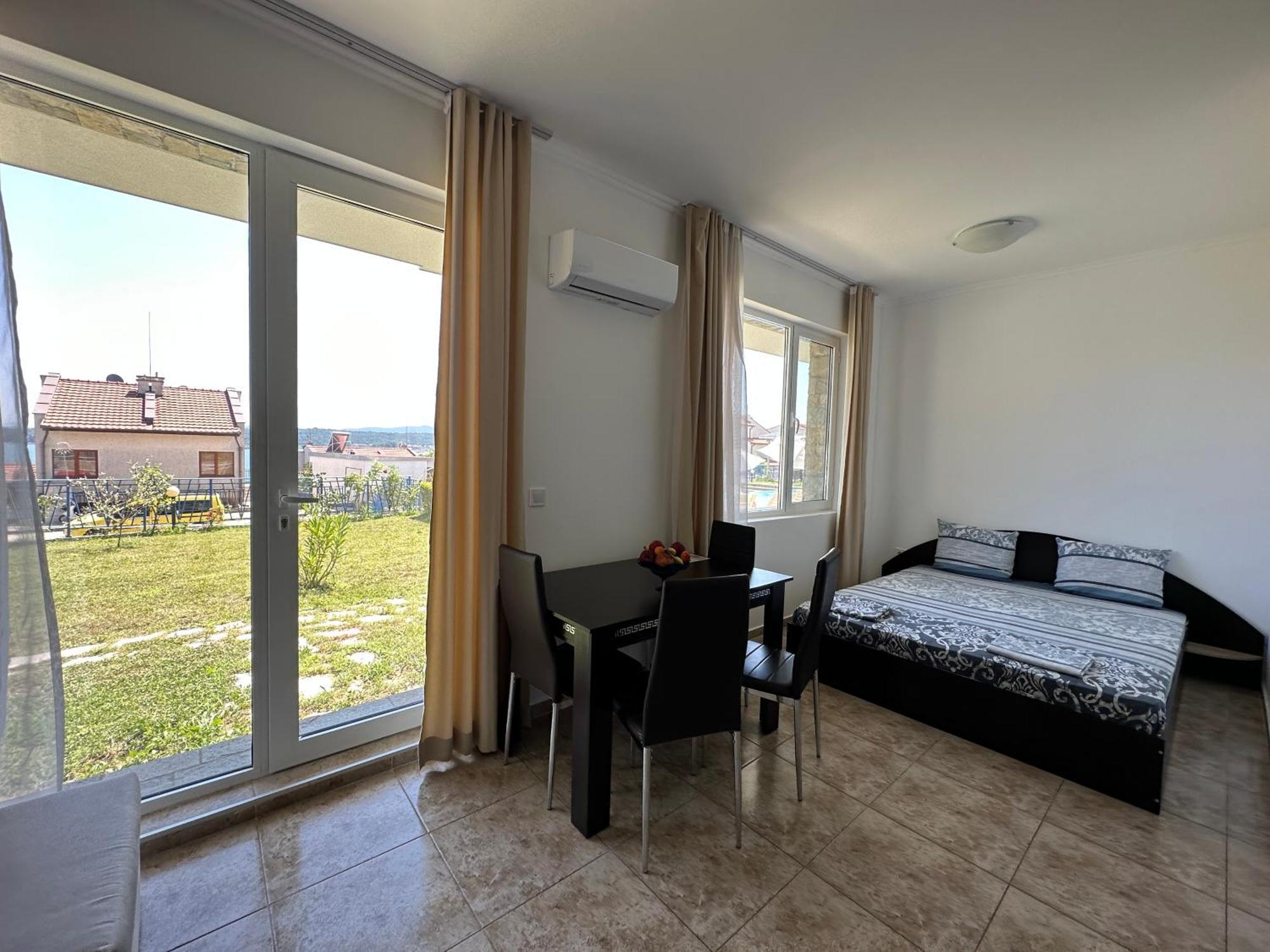 Вила Quiet Bay Sozopol Exteriör bild
